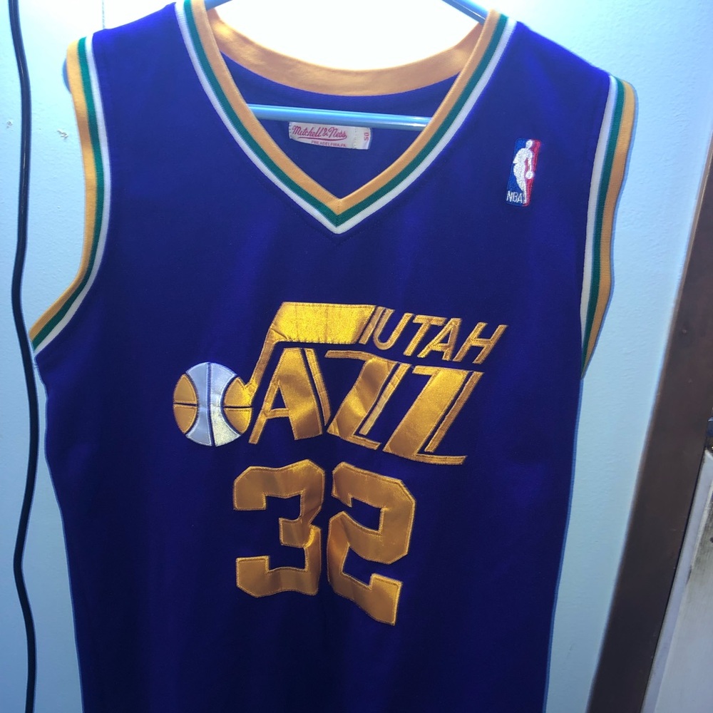 Mitchell & ness Karl Malone hardwood classic